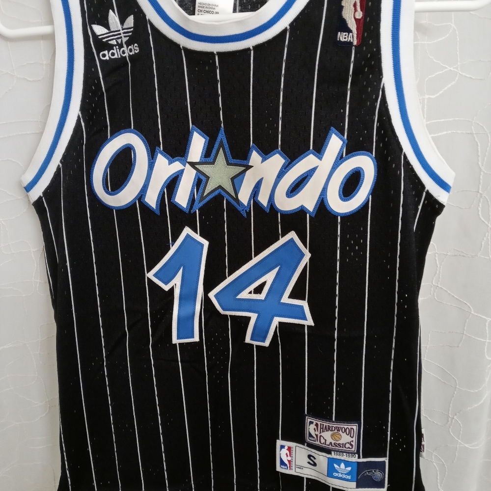 Adidas jersey boys size 8